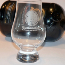 SKLENKA NA WHISKY BUNNAHABHAIN